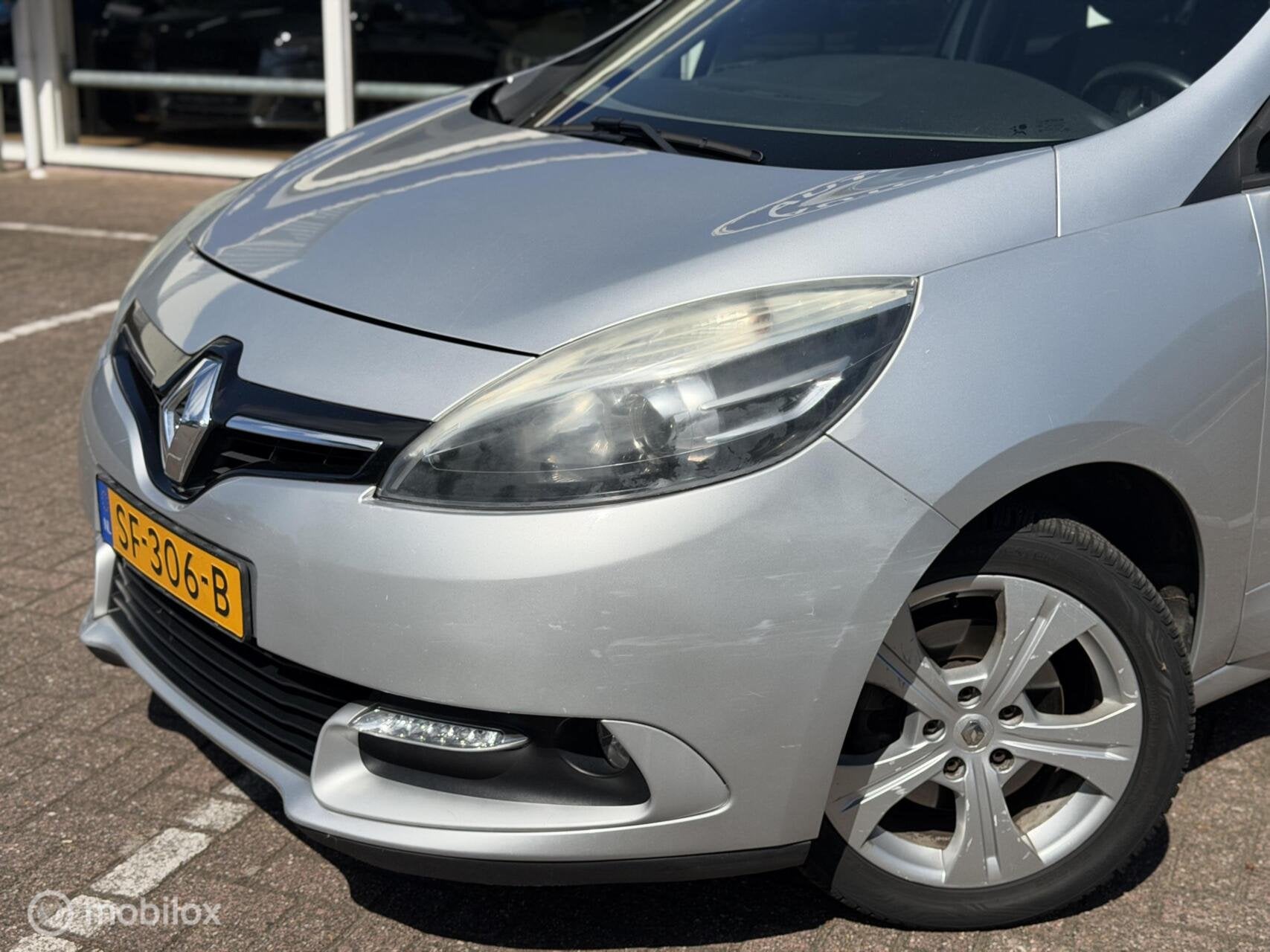 Renault Grand Scenic 1.5 dCi Bose 7Persoon|Automaat|Navi|Cli, Euro 5, Gebruikt, 4 cilinders, 7 stoelen