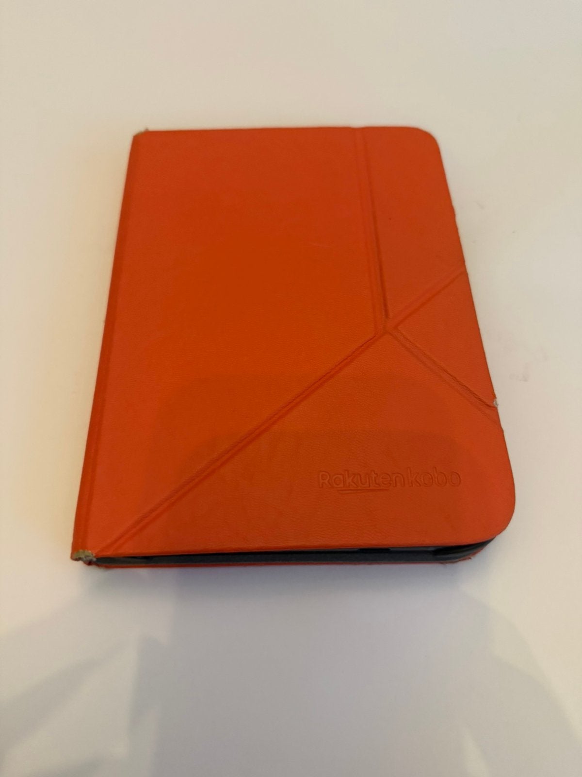 Kobo Clara 2E – Zo goed als nieuw | Met sleepcover, Verzenden, Kobo, Zo goed als nieuw, 16 GB of meer