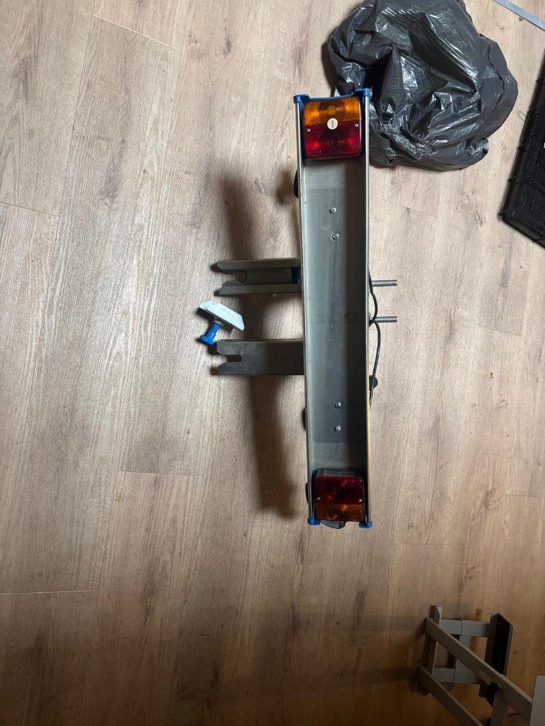 fietsendrager, Ophalen, 2 fietsen, Gebruikt, Trekhaakdrager