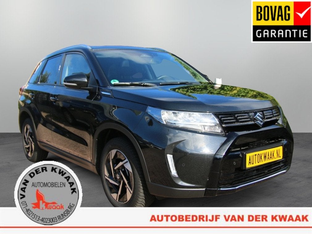 Suzuki Vitara 1.5 Hybrid Style (bj 2025, automaat), Auto's, Gebruikt, Zwart, 4 cilinders, Zwart