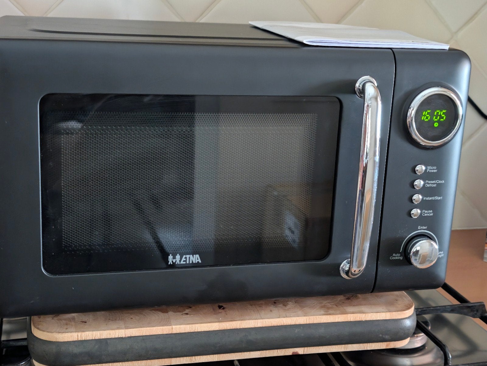 Splinternieuwe ETNA SMV620ZWA retro solo-magnetron!, Witgoed en Apparatuur, Magnetrons, Ophalen