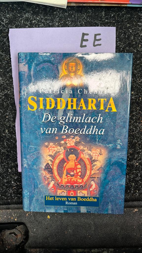 Siddharta: De glimlach van Boeddha - Patricia Chen, Boeken, Ophalen of Verzenden, Zo goed als nieuw, Nederland