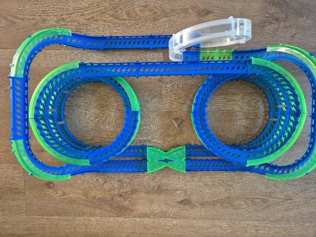 Te Koop wave racebaan met looping, Ophalen, Overige merken, Racebaan, Gebruikt