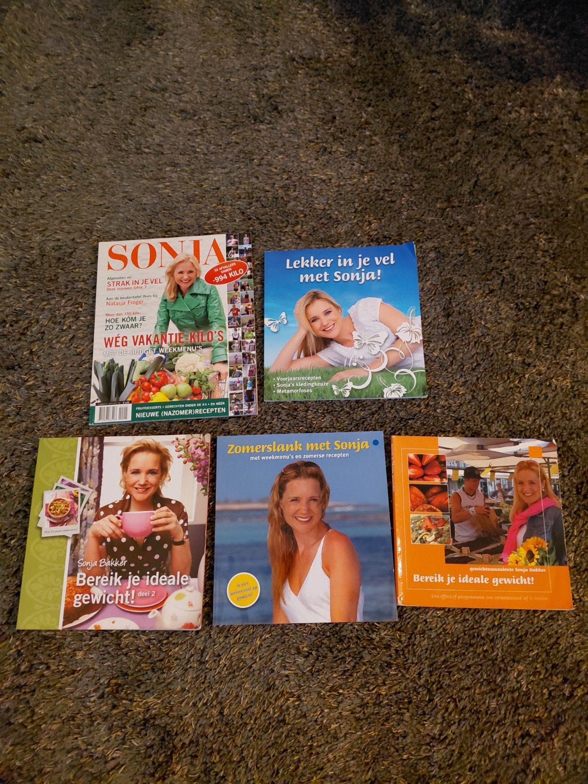 Sonja Bakker dieetboeken en magazine (5 stuks), Ophalen of Verzenden, Gelezen, Dieet en Voeding