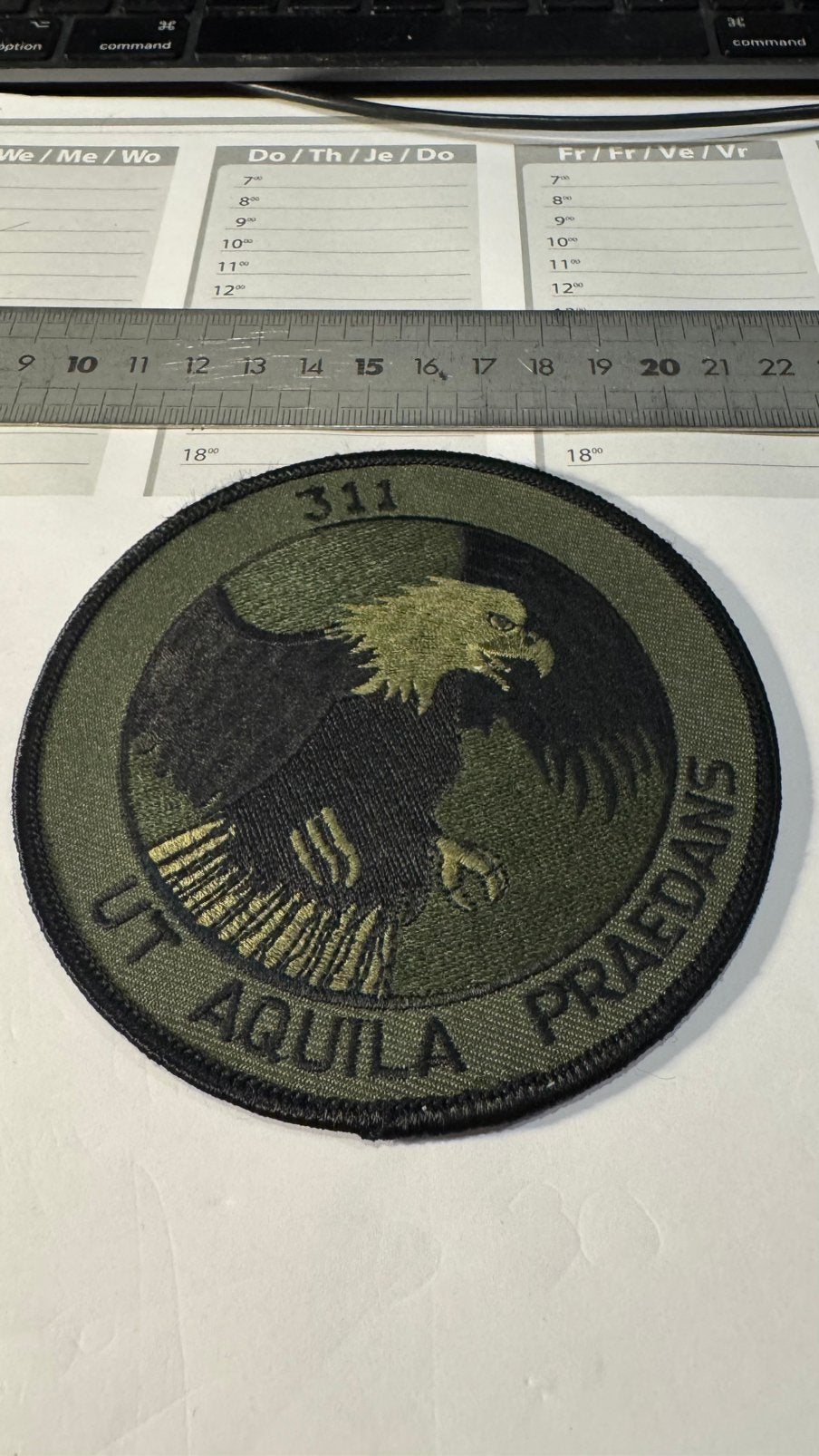 Patch luchtmacht klu 311 squadron, Ophalen of Verzenden, Zo goed als nieuw, Patch, Badge of Embleem