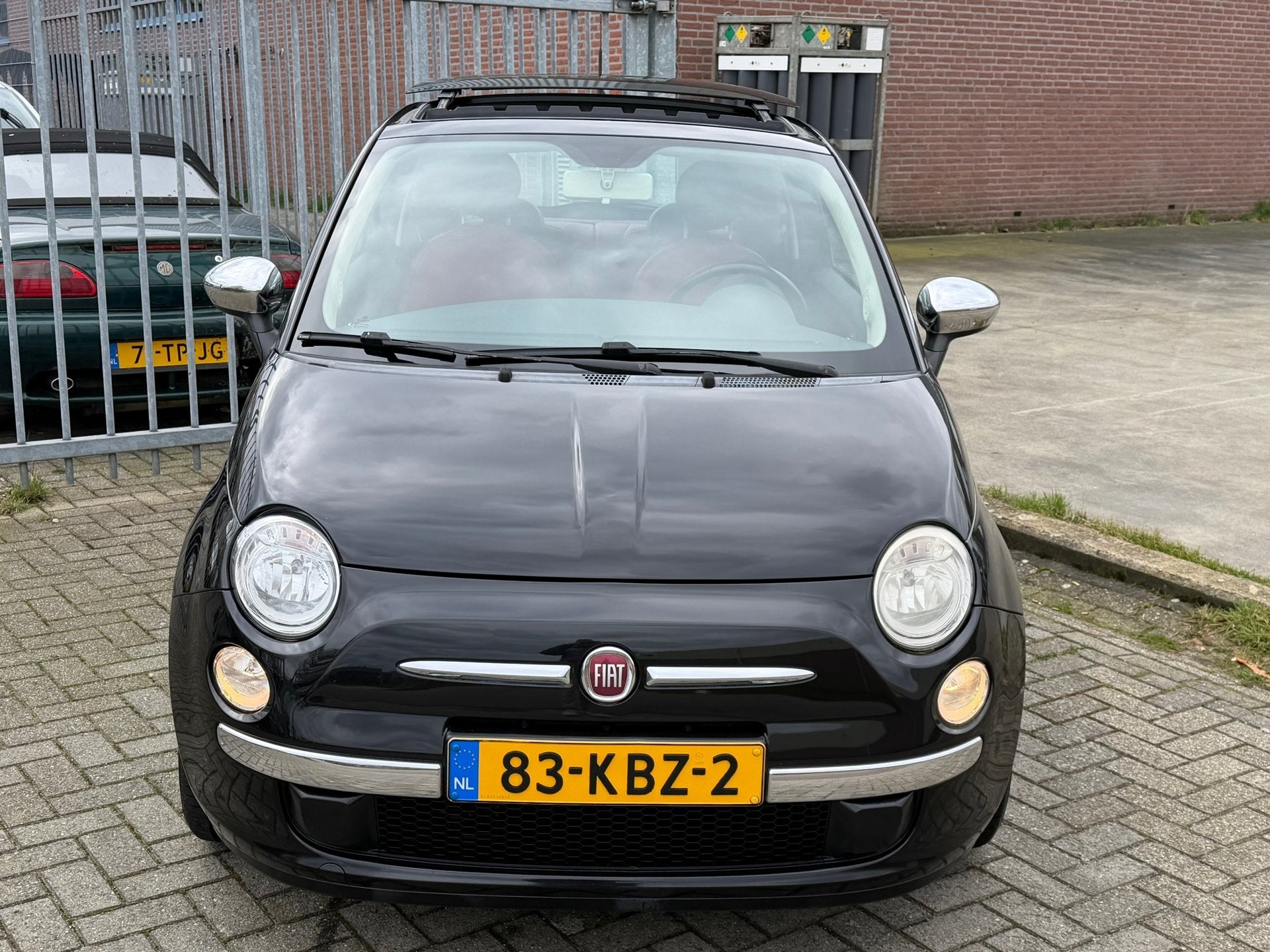 Fiat 500 1.2 Lounge AUTOMAAT! Panorama l Airco l LEER l MTF-, Auto's, Euro 5, Gebruikt, 4 cilinders, Zwart