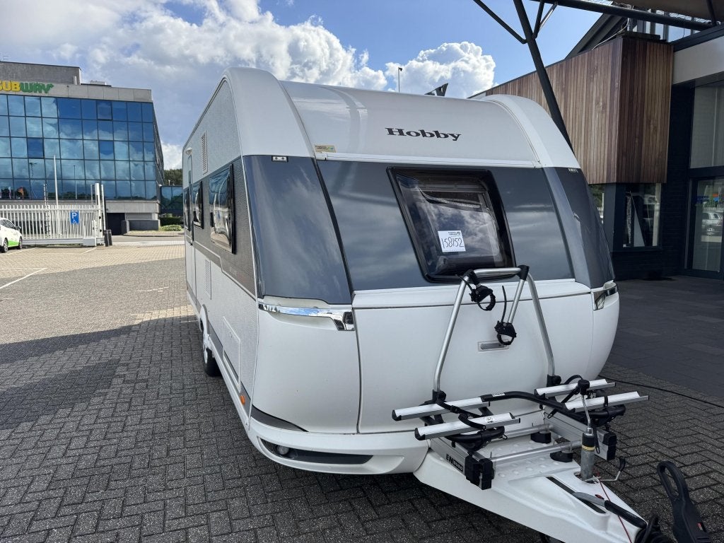 Hobby De Luxe Edition 495 UL 2018 MOVER + 240 TENT!!!, Standaardzit, Hobby, 2 aparte bedden, Bedrijf