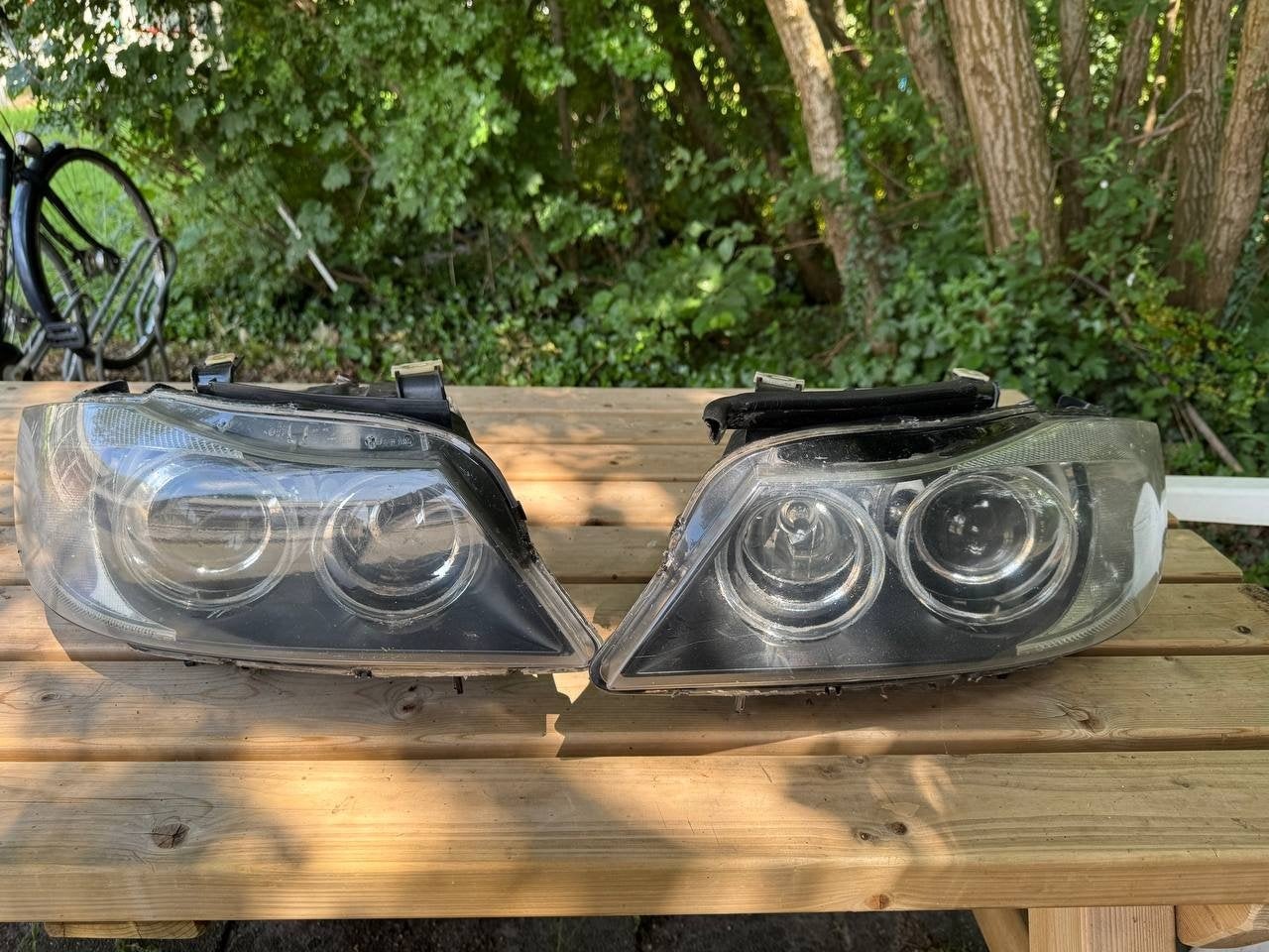 BMW E90 Xenon Koplampen met Angel Eyes (Set), Auto-onderdelen, Verlichting, Ophalen