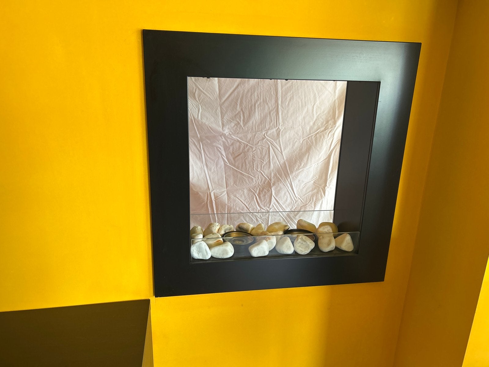 Moderne Gelhaard met Decoratieve Stenen, Huis en Inrichting, Haarden, Ophalen, Zo goed als nieuw, Hangende haard, Gelhaard