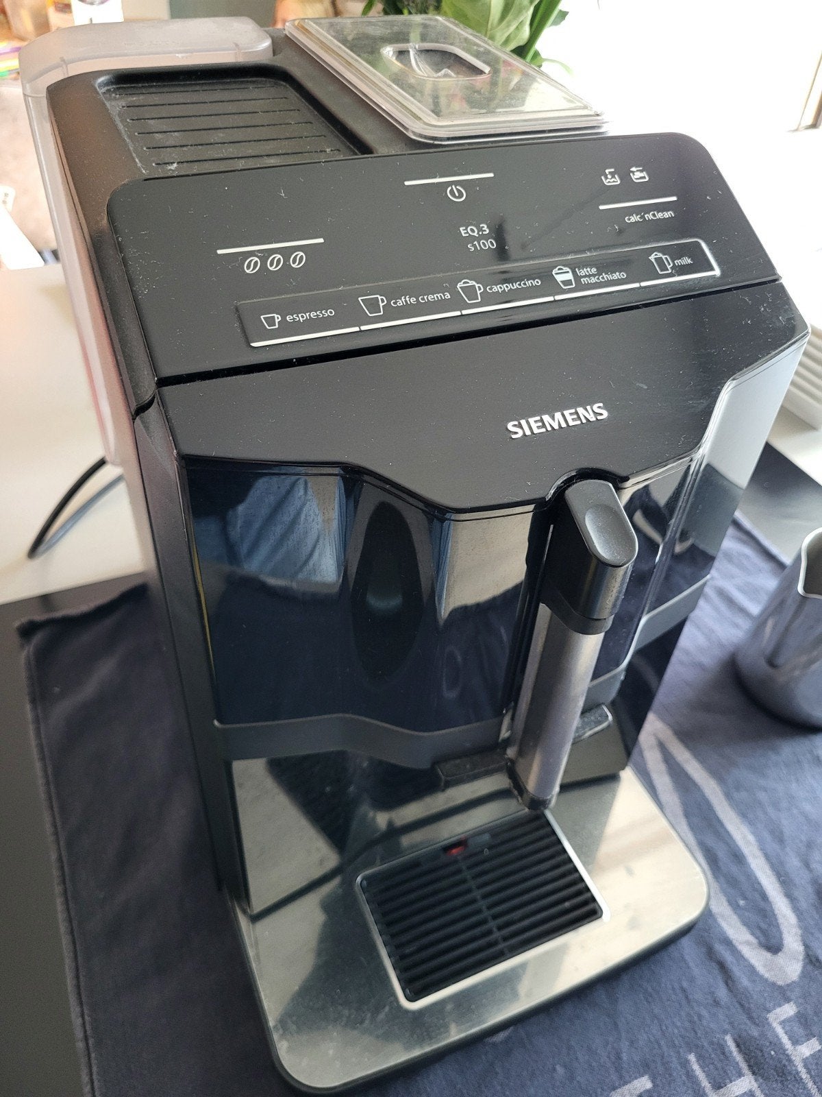 Siemens volautomatische espressomachine EQ.3 S100, Ophalen, Gebruikt, Espresso apparaat, Afneembaar waterreservoir