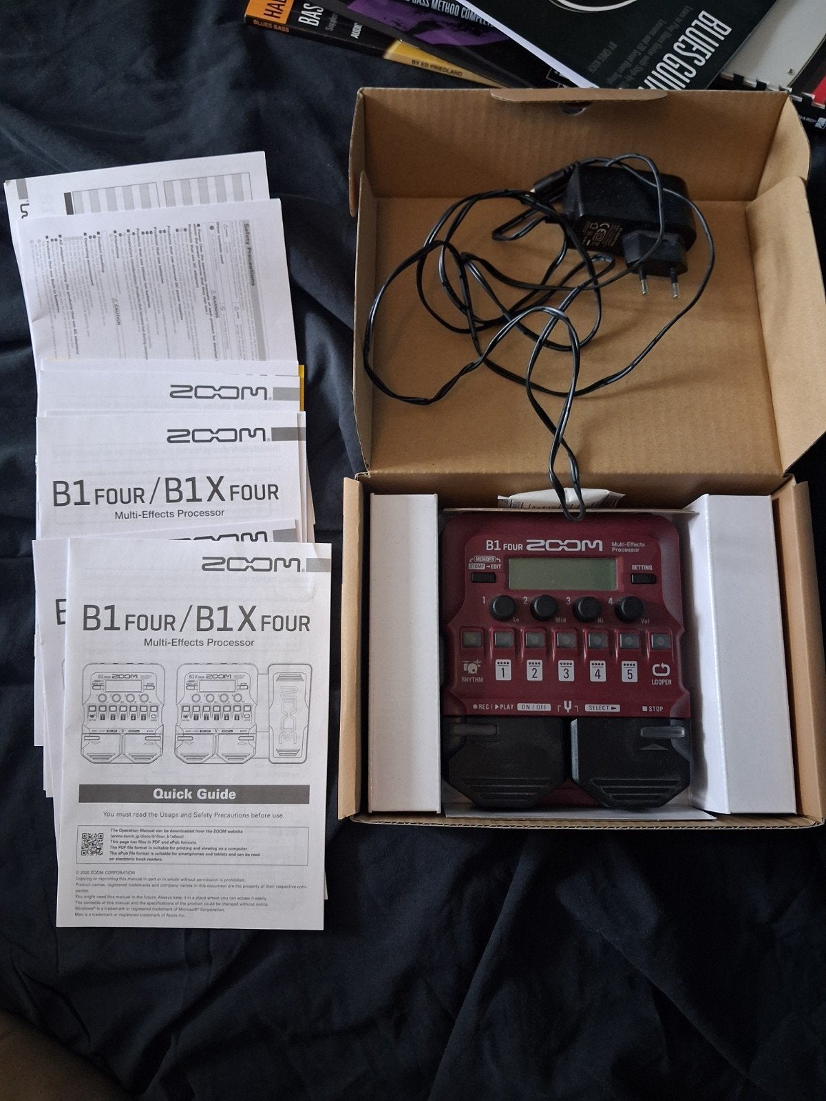 zoom b1four, Muziek en Instrumenten, Effecten, Ophalen of Verzenden