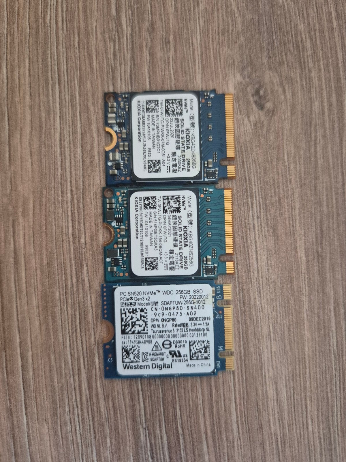nvme ssd 256 gb prijs per stuk, Computers en Software, Intern, Gebruikt, KIOXIA, SSD