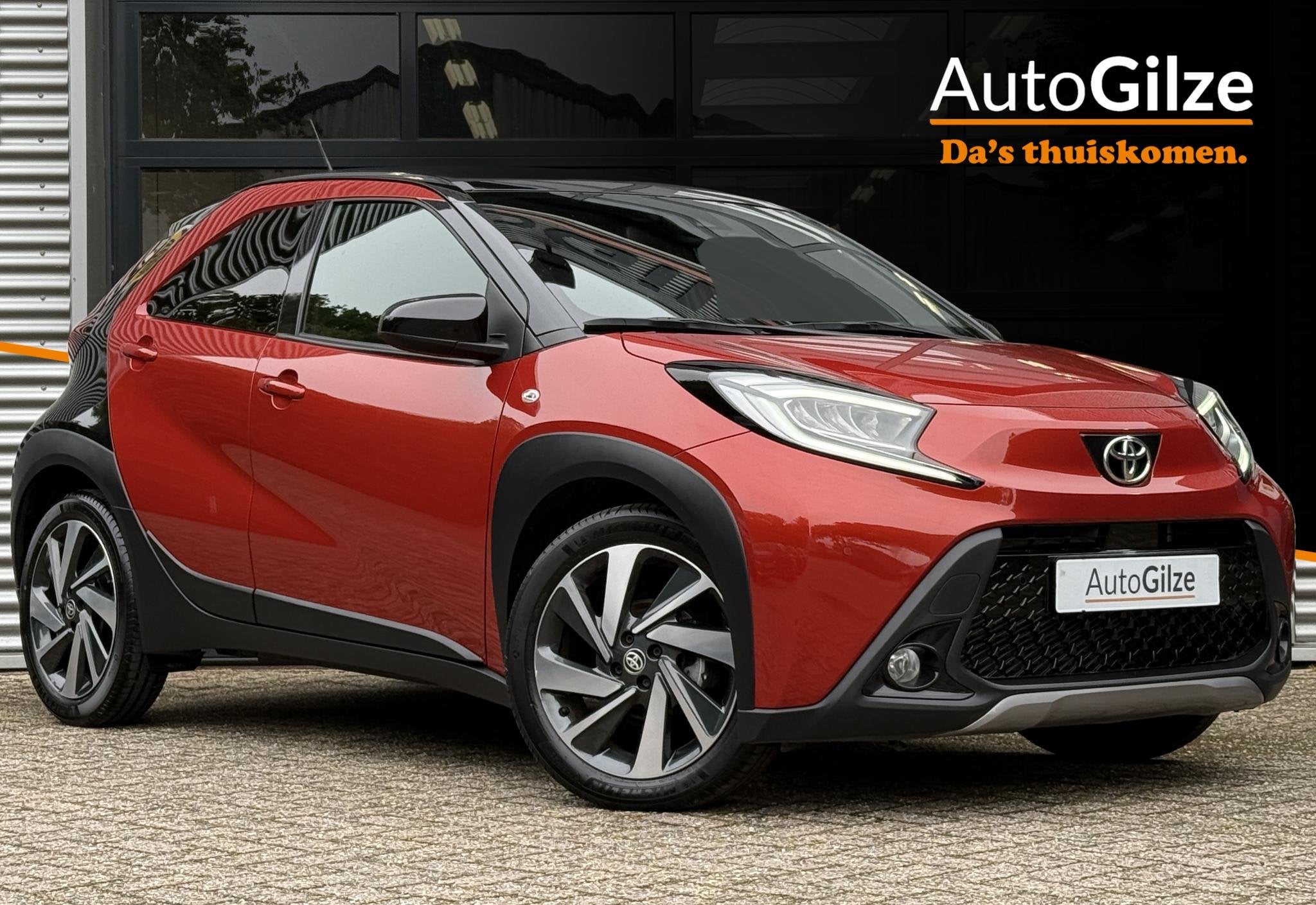 Toyota Aygo X 1.0 VVT-i S-CVT Envy l Cabrio l Camera l Stoel, Auto's, Gebruikt, Euro 6, 4 stoelen, Leder en Stof