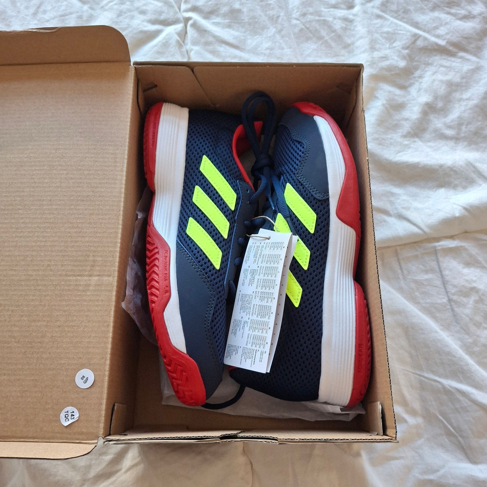Adidas tennisschoenen gravel maat 37 1/3, Sport en Fitness, Adidas, L00, Schoenen, Nieuw