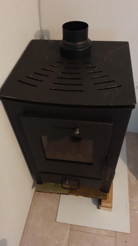 Houtkachel op C.V. 26 kw., Huis en Inrichting, Kachels, Ophalen, Hout, Houtkachel