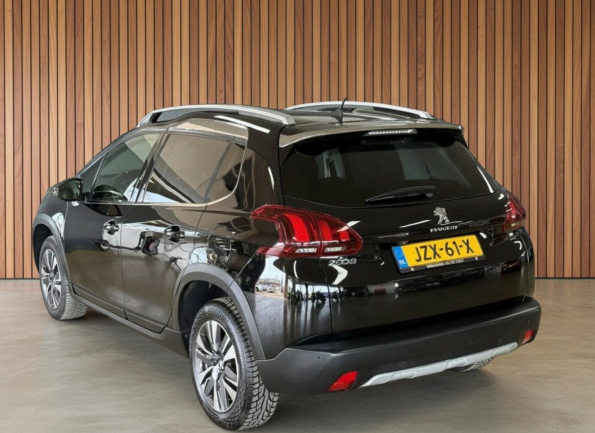 Peugeot 2008 1.2 PureTech Allure (bj 2018), Voorwielaandrijving, Euro 6, Bedrijf, Handgeschakeld