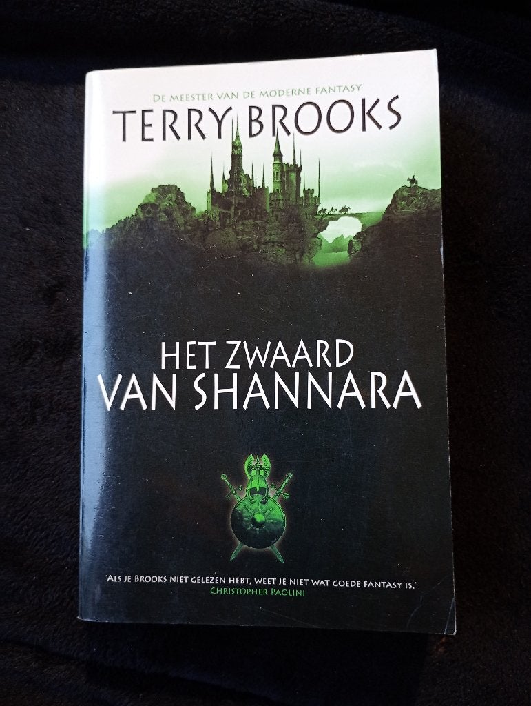 Terry Brooks, Het zwaard van Shannara, Ophalen of Verzenden, Gelezen