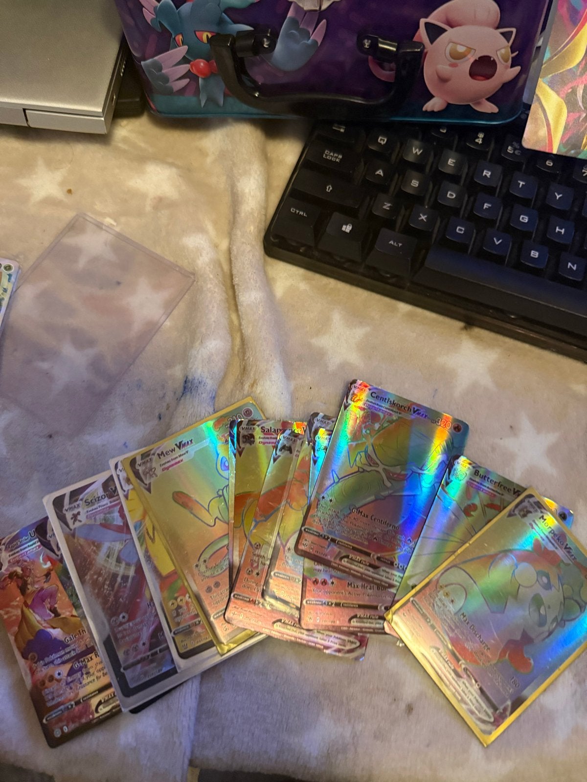 Pokémon VMAX Rainbow Rare Kaarten - Mew, Centiskorch, Morpek, Ophalen of Verzenden, Zo goed als nieuw, Meerdere kaarten, Foil