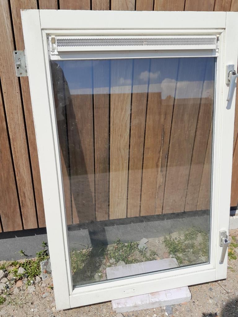Draaibaar dubbelglas raam met ventilatierooster, Gevelraam of Ruit, Gebruikt, 80 tot 120 cm, 80 tot 120 cm
