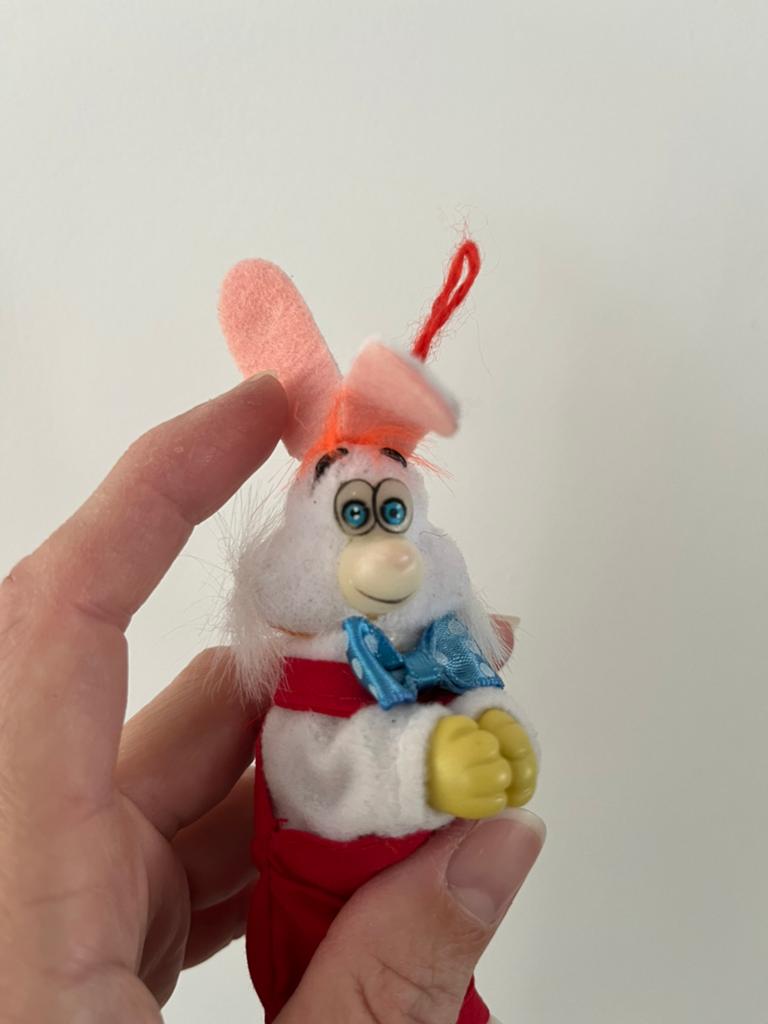 Unieke vintage Roger Rabbit knijper konijn hanger, Ophalen of Verzenden, Gebruikt, Beeldje of Figuurtje