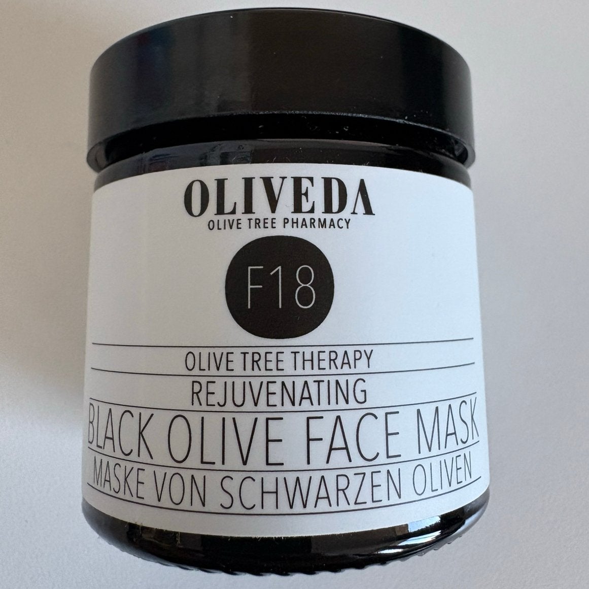 Oliveda F18 black olive face mask - sealed, Gehele gezicht, Zwart, Nieuw, Ophalen of Verzenden