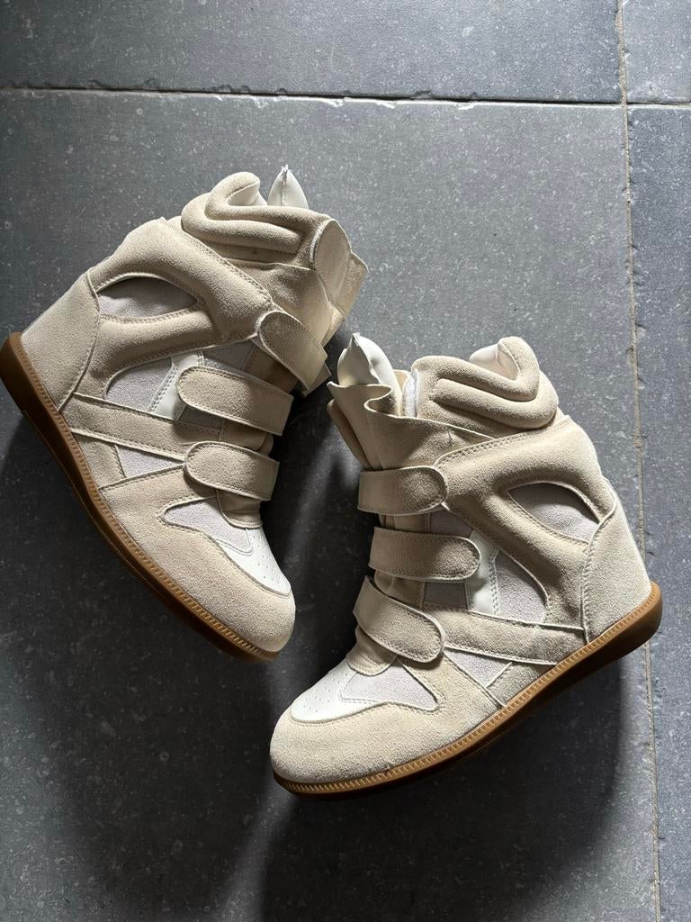 Isabel Marant Bakett sneakers - maat 42 - Zo goed als nieuw, Kleding | Dames, Schoenen, Verzenden, Zo goed als nieuw, Sneakers of Gympen