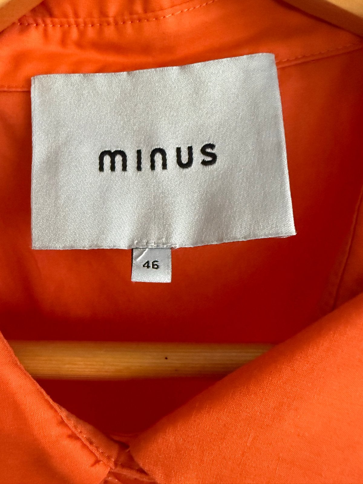 Oranje blouse van Minus, maat 46, Kleding | Dames, Ophalen of Verzenden, Zo goed als nieuw, Maat 46/48 (XL) of groter, Oranje