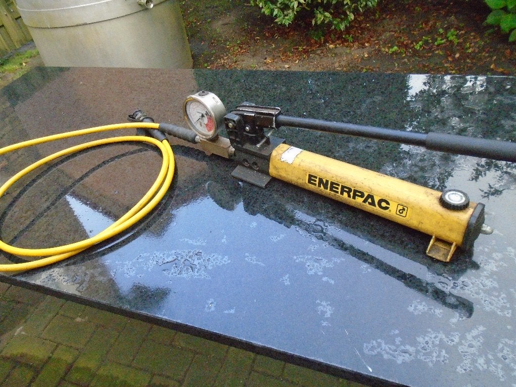 Werkplaatspers, hydrauliek pomp, pomp, pers. Enerpac, Ophalen, Gebruikt