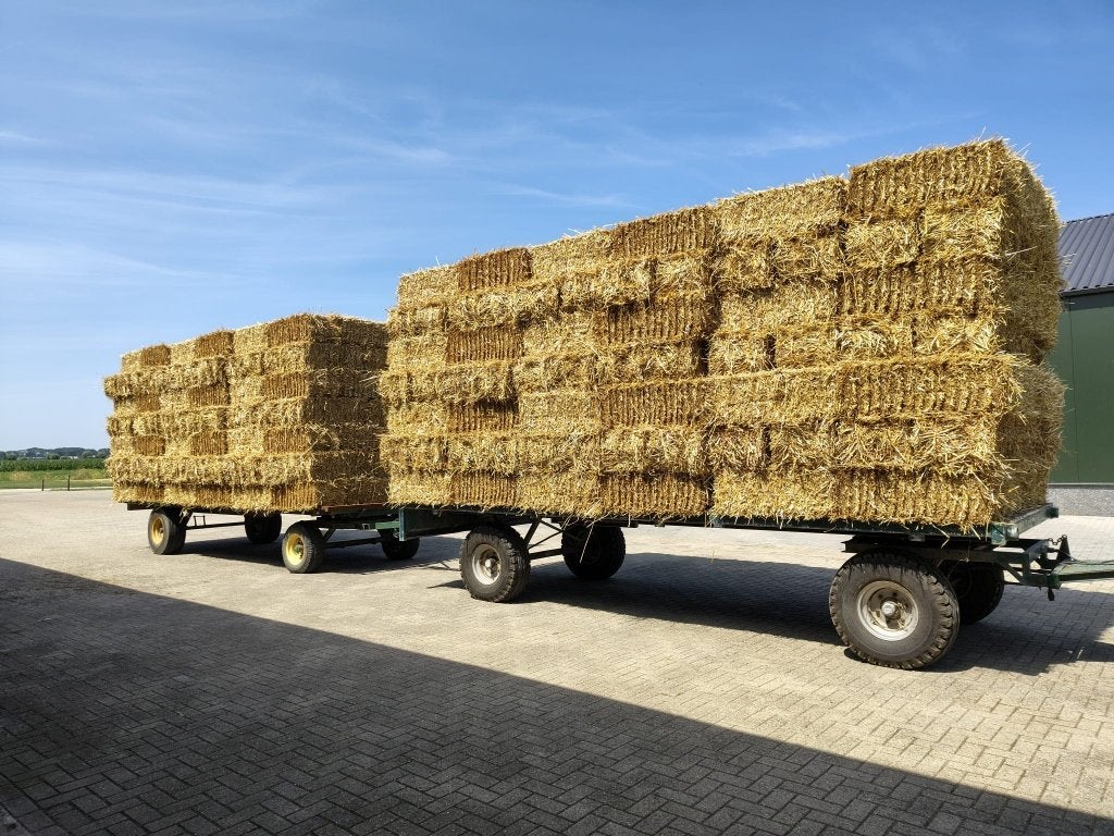 Tarwe stro, strooi, pakjes stro, Ophalen, Nieuw