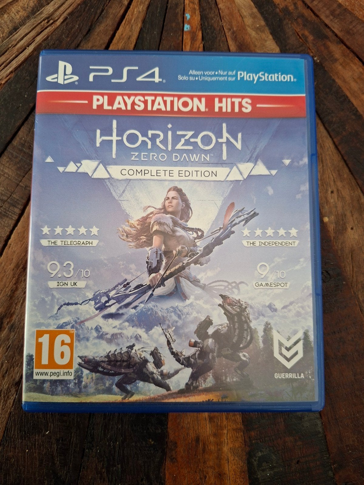Horizon Zero Dawn Complete Edition PS4 - Zo goed als nieuw, 1 speler, Zo goed als nieuw, Vanaf 16 jaar, Ophalen