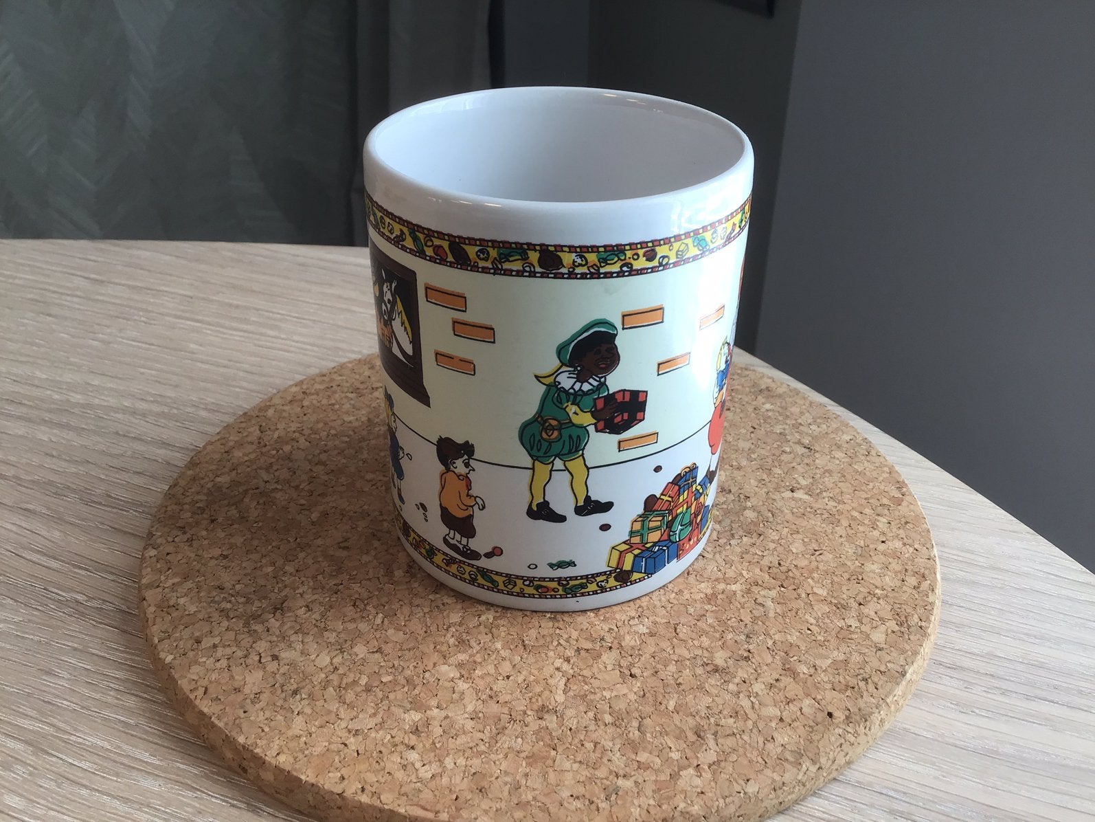 Sinterklaas mok, Ophalen, Zo goed als nieuw, Overige stijlen, Kop(pen) en/of Schotel(s)