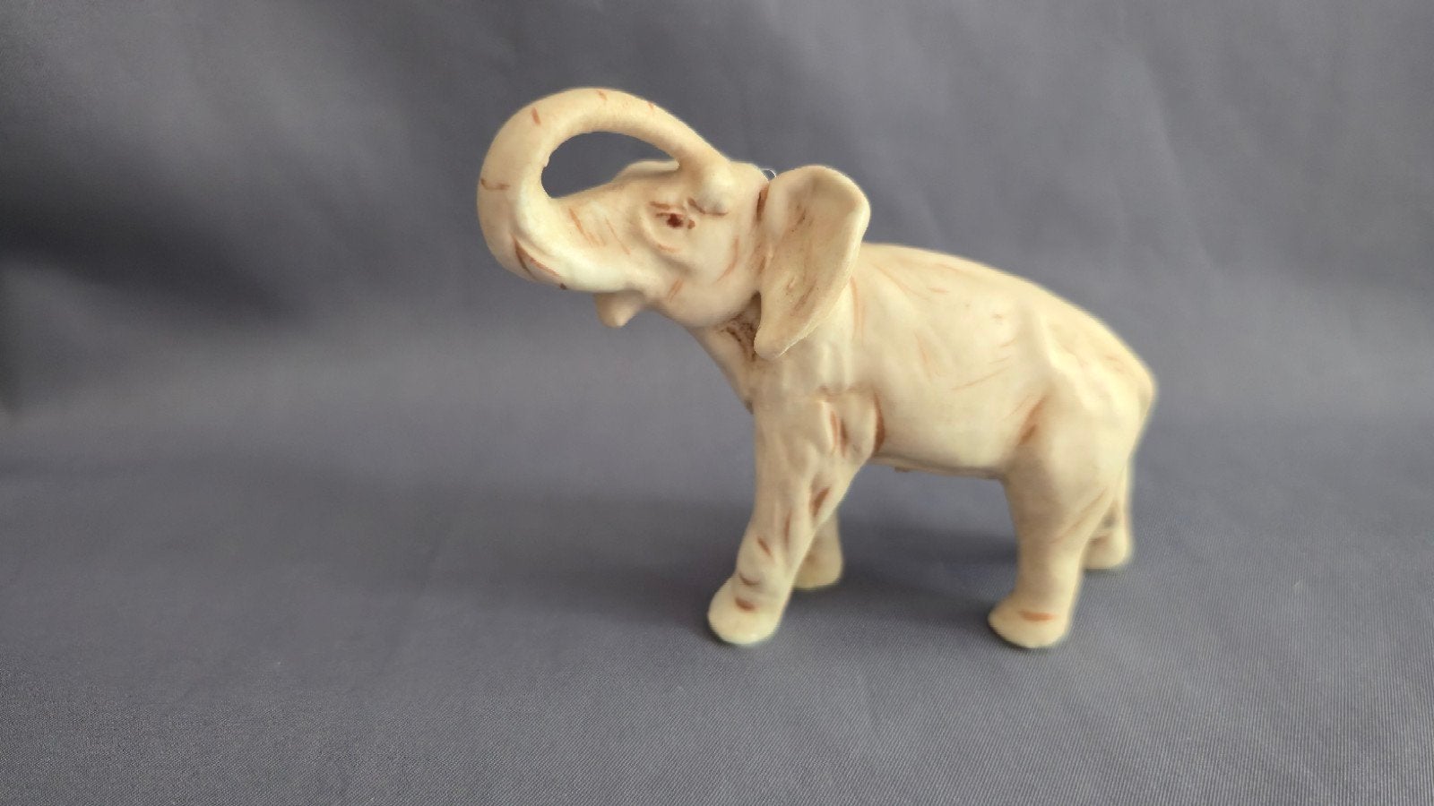 olifant beeldje ivoor, Ophalen of Verzenden, Zo goed als nieuw