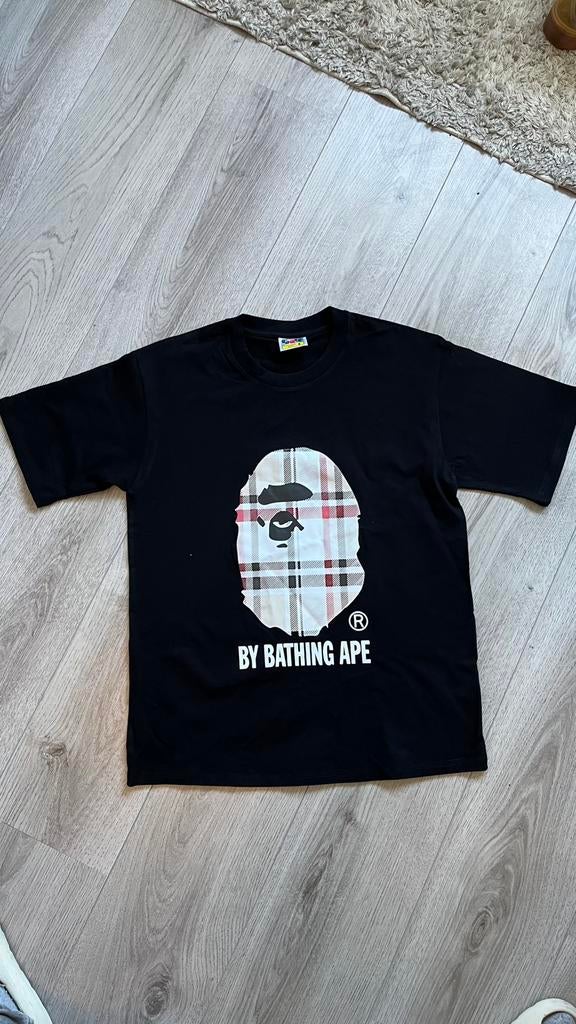 A bathing ape (Bape) t-shirt - maat S, Verzenden, Zo goed als nieuw