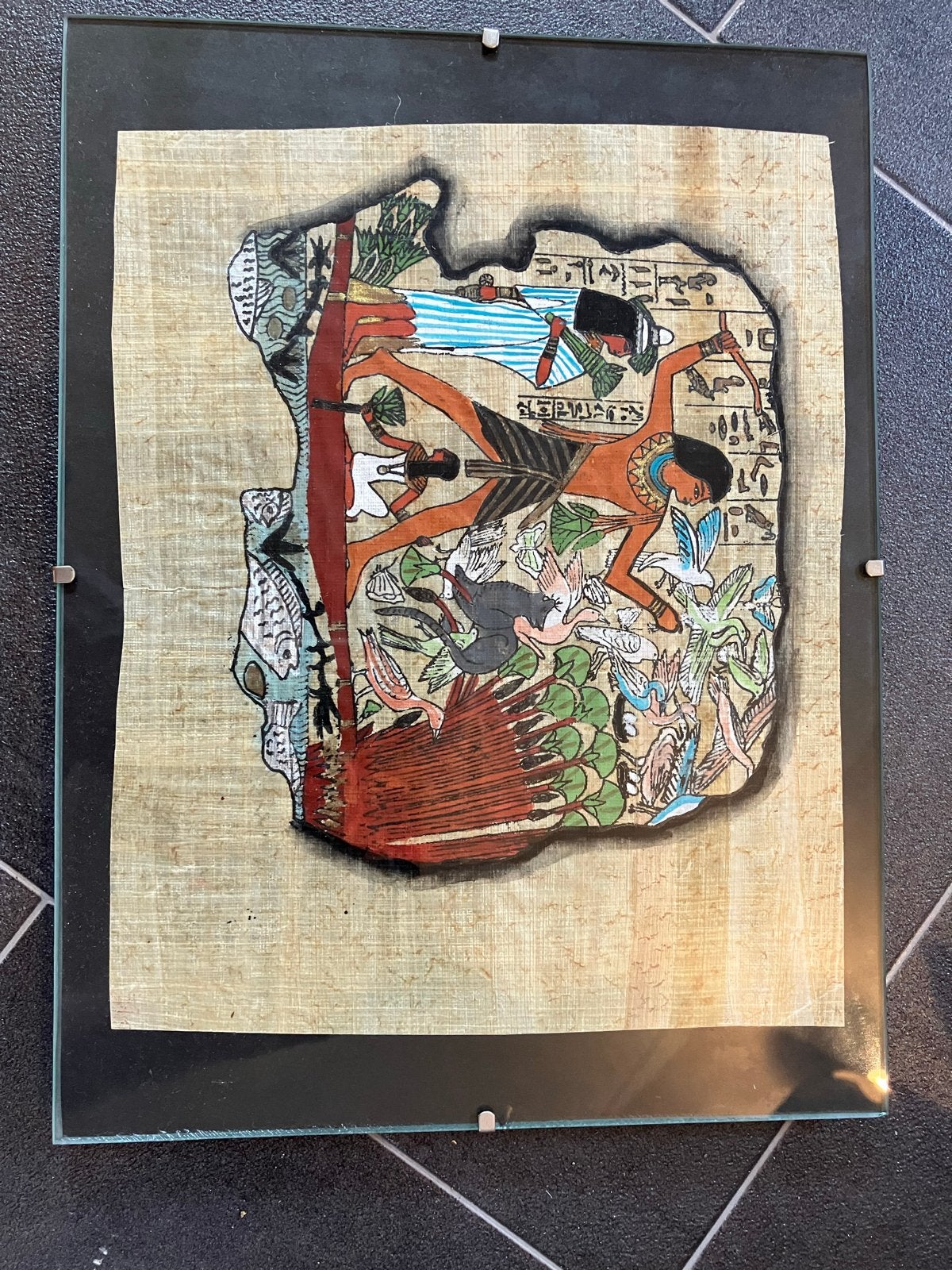 Oud Egyptisch tafereel op papyrus, ingelijst, Antiek en Kunst, Kunst | Schilderijen | Klassiek, Achter glas, Ophalen of Verzenden