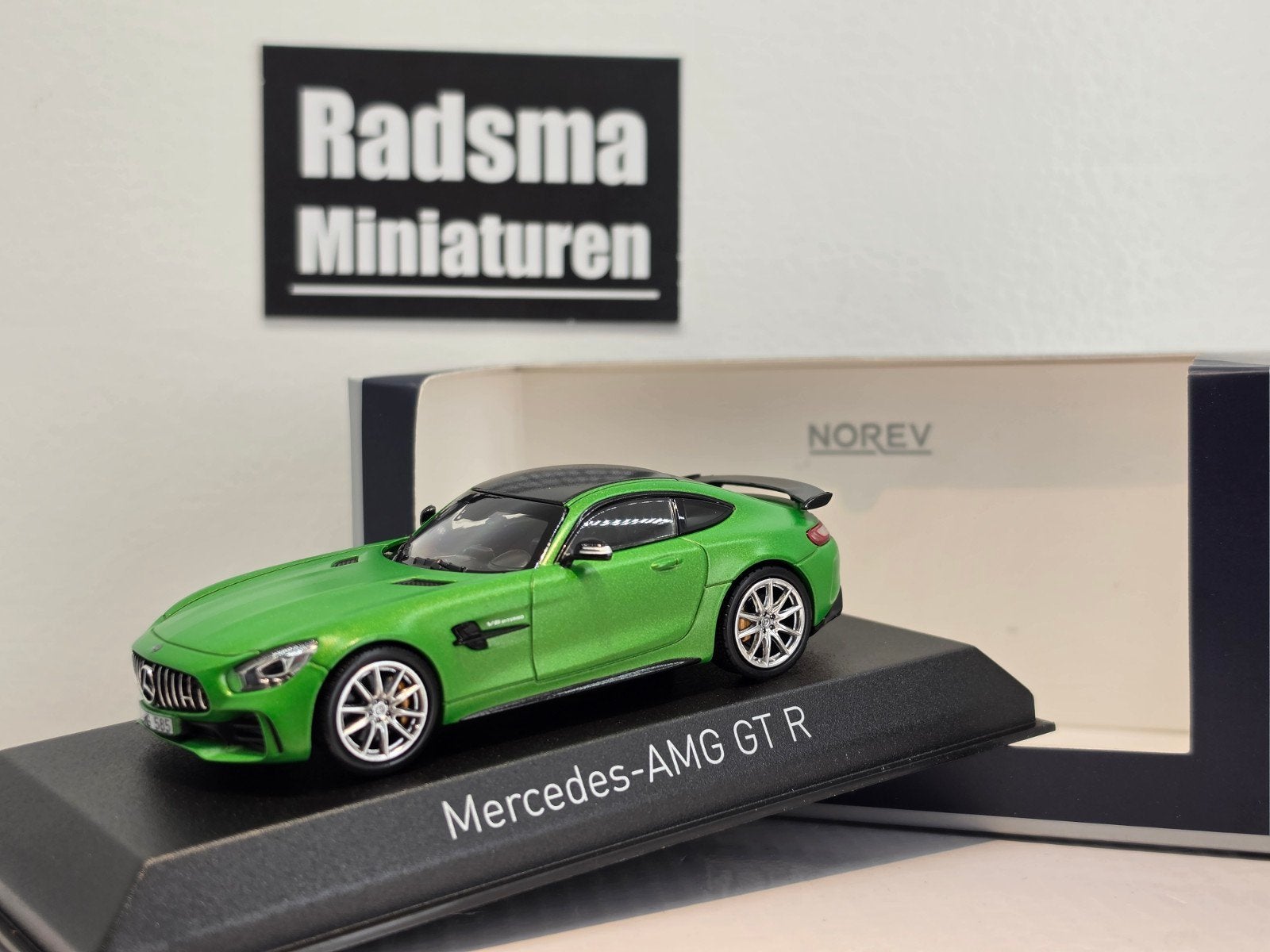 Mercedes-Benz AMG GT - groen - 1:43 Norev, Auto, Nieuw, Norev, Ophalen of Verzenden