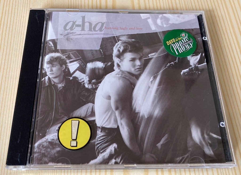 CD Aha A-ha - Hunting High And Low, Ophalen, Zo goed als nieuw, Pop, Album