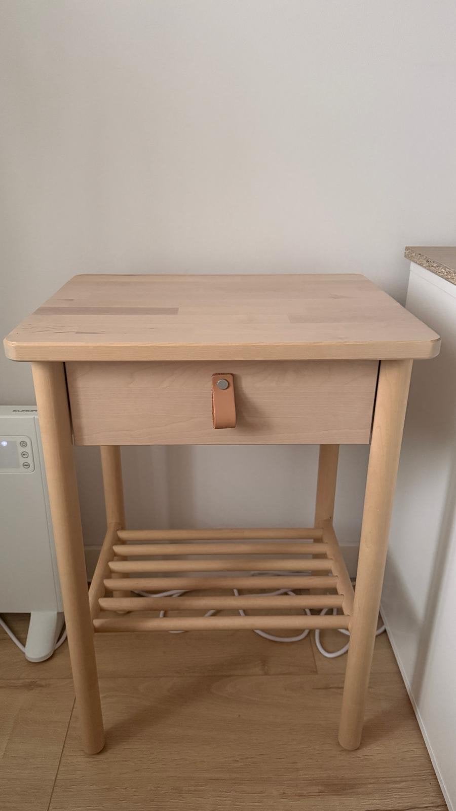 IKEA BJÖRKSNÄS Nachtkastje Berken, Ophalen, Minder dan 45 cm, 55 tot 70 cm, Zo goed als nieuw