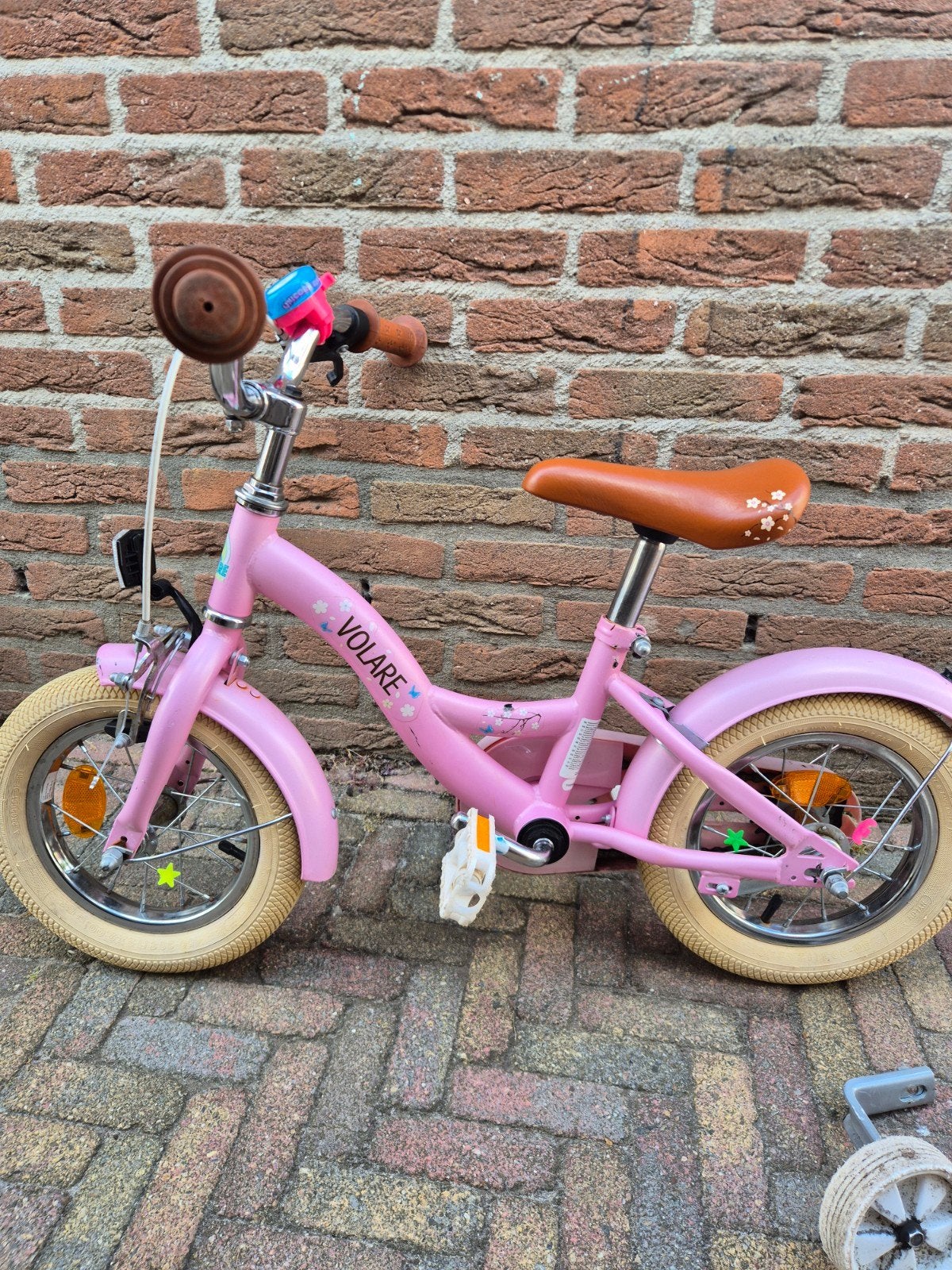 Volare kinderfiets 12 inch met zijwieltjes, Ophalen, Zijwieltjes, Gebruikt, Volare