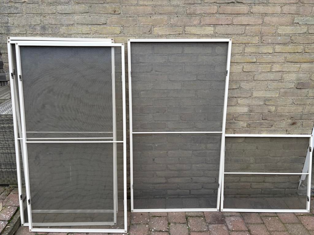 Raamhorren set (meerdere maten) – met haakbevestiging, Doe-het-zelf en Verbouw, Deuren en Horren, Ophalen, Gebruikt, Minder dan 200 cm