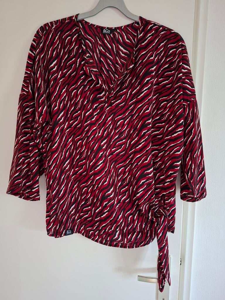 Blouse &Co Women XL - Bordeauxrood met knoopdetail, Maat 46/48 (XL) of groter, Ophalen of Verzenden, Rood, &Co Women