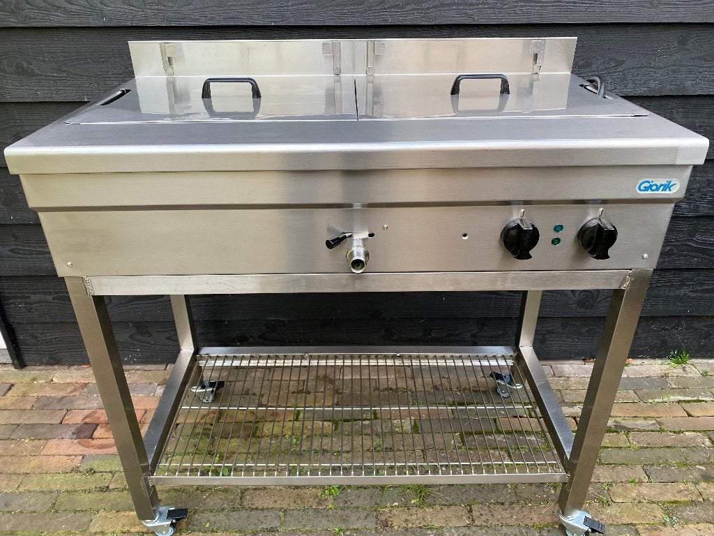 Giorik 10kW oliebollenbak / oliebollen friteuse vis frituur, Ophalen, Gebruikt, Gietijzer