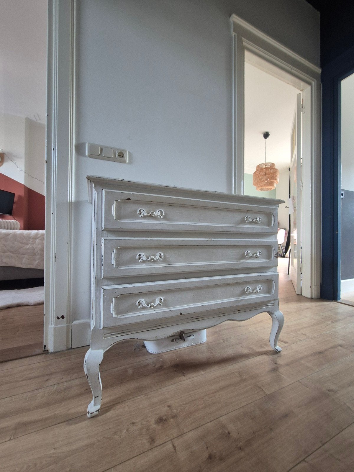 Hippe commodekast / ladekast te koop, Ophalen