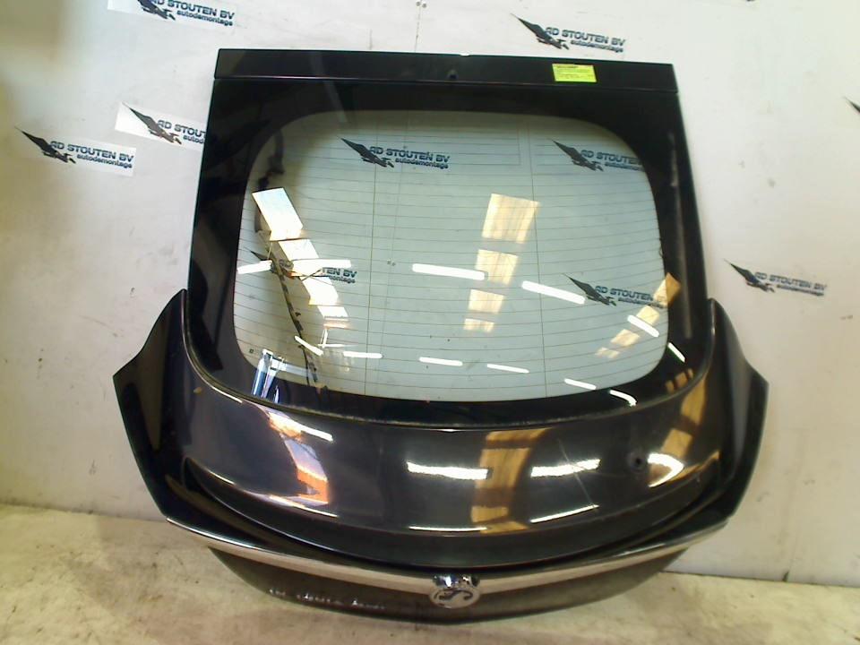Achterklep Opel Insignia (2008-07/2017-03), Gebruikt, Bahnhofsplatz, Rüsselsheim am Main 65423, , Duitsland, Opel, Opel Automobile GmbH