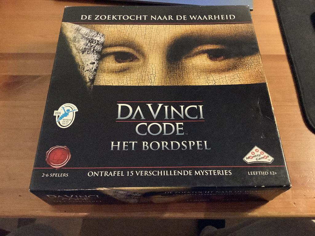 Da Vinci code het bordspel. compleet en netjes, Hobby en Vrije tijd, Gezelschapsspellen | Bordspellen, Vijf spelers of meer, Ophalen of Verzenden