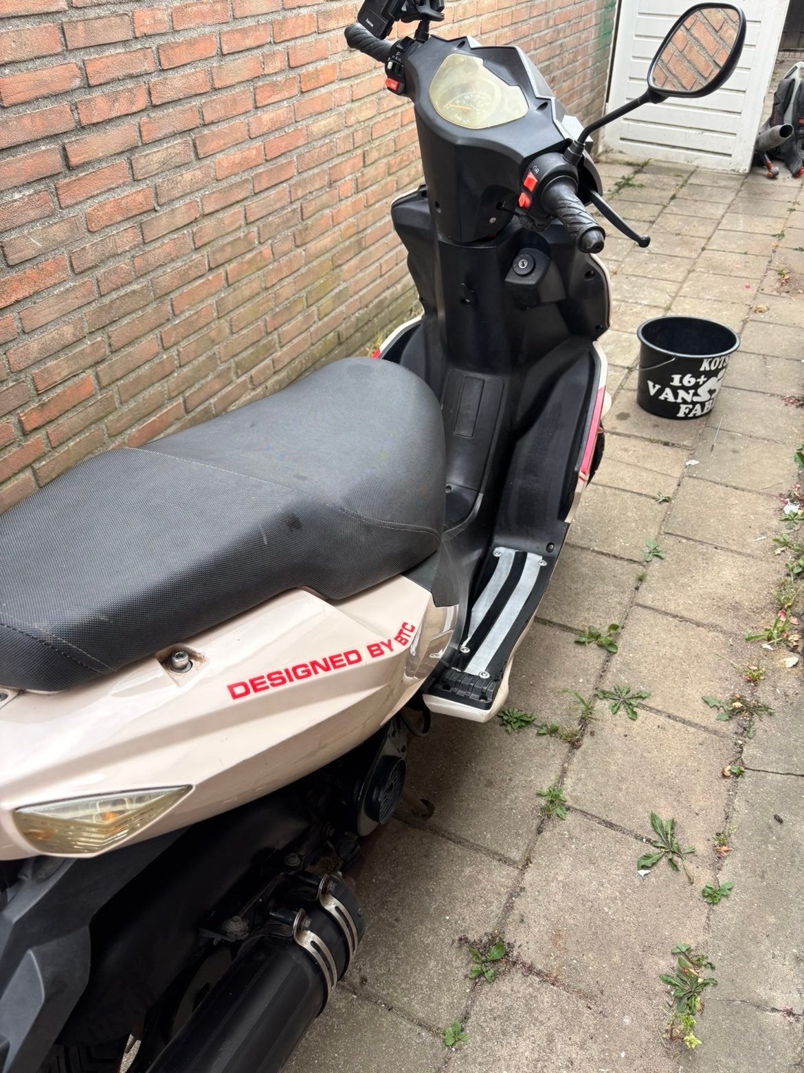 BTC F22 Scooter, Fietsen en Brommers, Snorfietsen en Snorscooters, Gebruikt, Benzine, Ophalen, Overige merken
