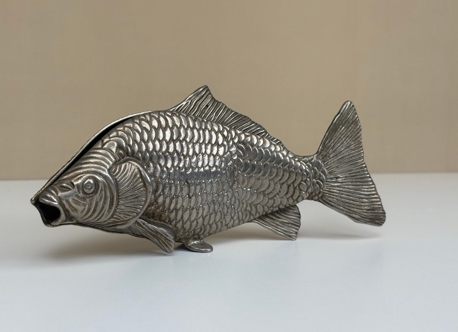 Vintage Italiaans design zilver servet briefhouder koikarper, Antiek en Kunst, Zilver, Gemerkt, Ophalen of Verzenden, 10 cm