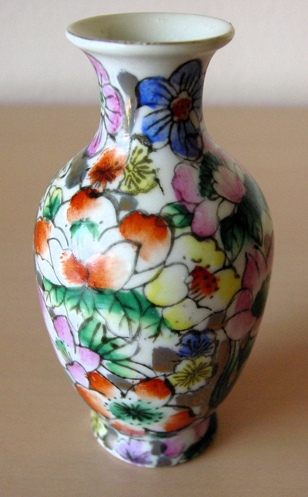 vintage mille fleur Chinees porseleinen vaasje, Ophalen of Verzenden