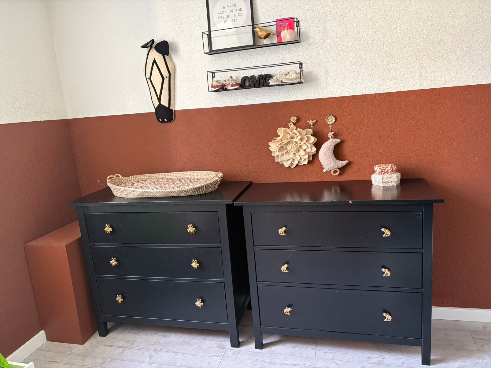 Hemnes ladekasten, Huis en Inrichting, Kasten | Dressoirs, Gebruikt, 100 tot 150 cm, 25 tot 50 cm, Met lade(s), Ophalen
