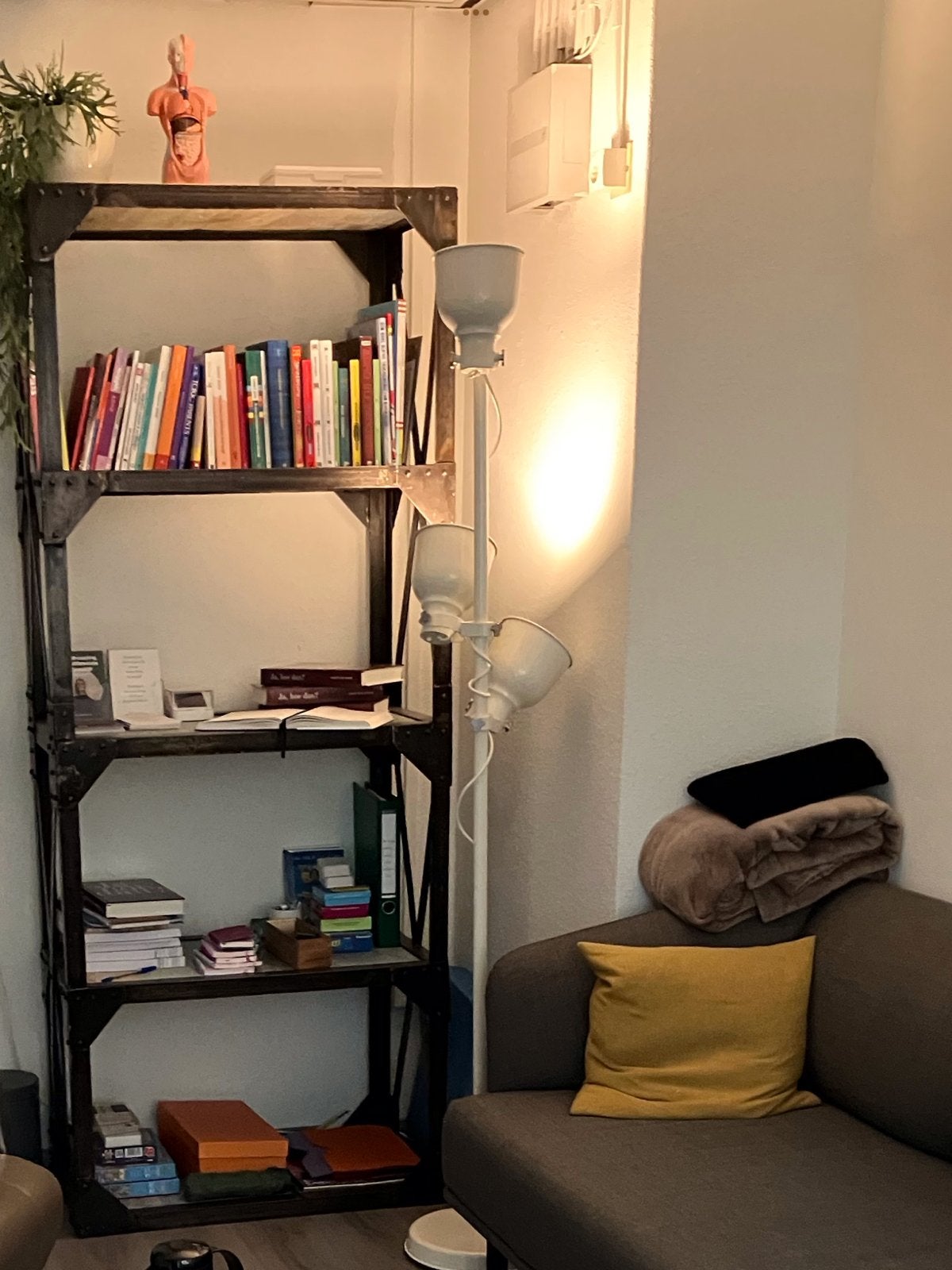 Staande lamp Ikea model Hektar kleur wit., Ophalen, Zo goed als nieuw
