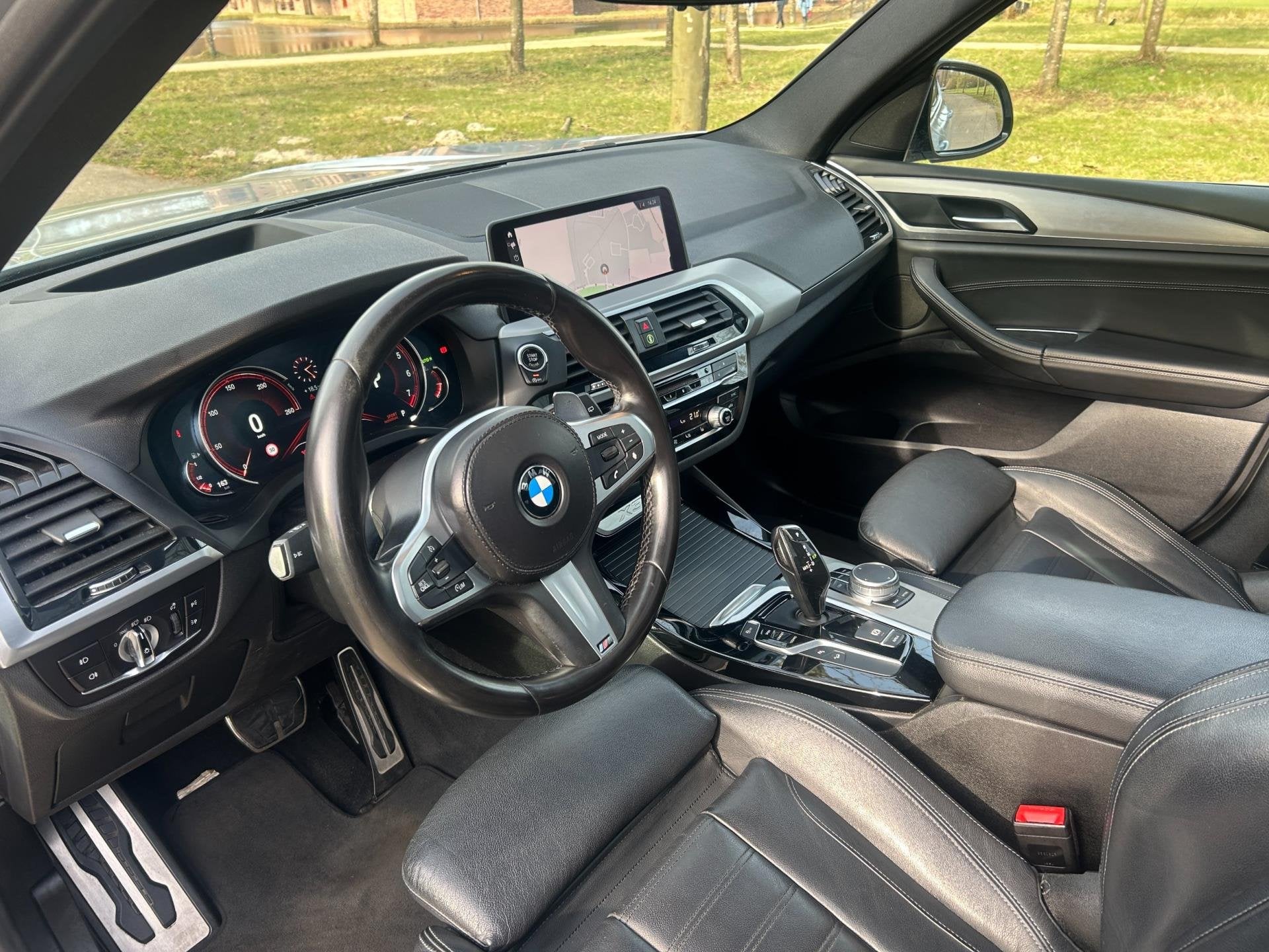 BMW X3 XDrive20i High M-Sport 18945 Ex BPM Pano FULL, Auto's, BMW, Automaat, Gebruikt, 4 cilinders, 2000 kg